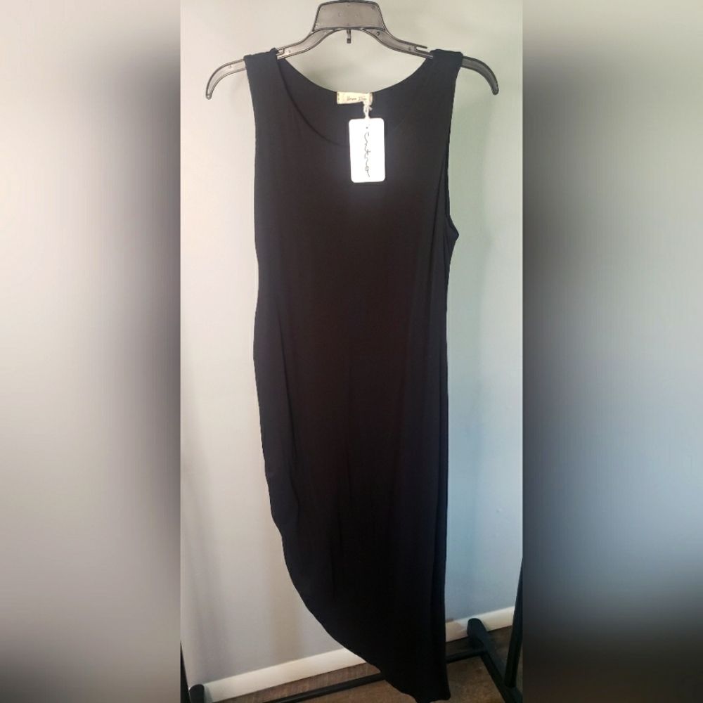 Little black dress, large, sleeveless.